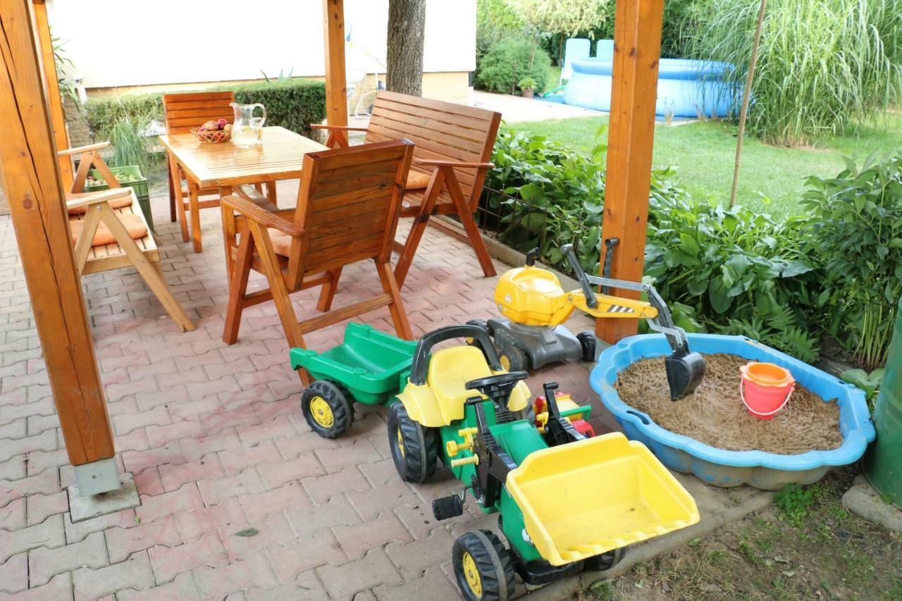 Apartamento Privát Čerenica Belusa Exterior foto